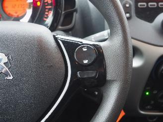 Peugeot 108 1.0 E-Vti Active picture 17