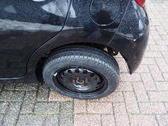 Peugeot 108 1.0 E-Vti Active picture 8