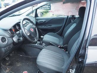 Fiat Punto Evo 1.3 M-Jet MyLife picture 20