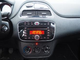 Fiat Punto Evo 1.3 M-Jet MyLife picture 16