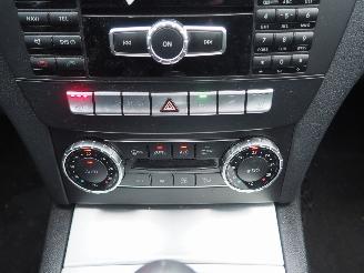 Mercedes C-klasse 180 Coupe Amg Line Motorschaden picture 17