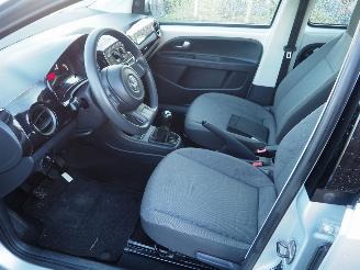 Volkswagen Up! 1.0Move Up! BlueMotion picture 17