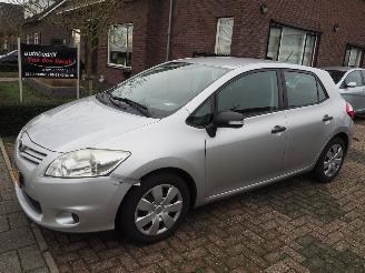 Coche accidentado Toyota Auris 1.6 Comfort 2011/2