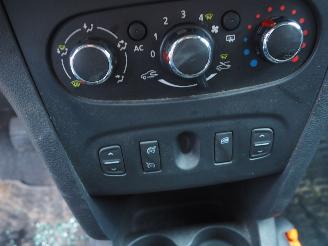 Dacia Sandero 0.9 Tce Stepway Laureate picture 12