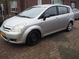 Damaged car Toyota Corolla-verso 1.8 VVT-i Sol 7Persoons 2004/4