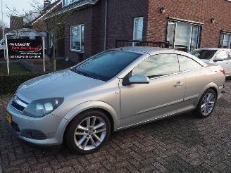 Opel Ascona 1.8 Twin top cosmo picture 2