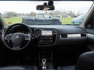 Mitsubishi Outlander 2.0 PHEV Limited Edition X-Line picture 14