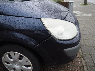 Renault Scenic 1.6-16V Business Line picture 11