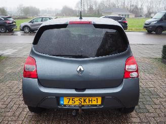 Renault Twingo 1.2-16V Night&Day picture 5