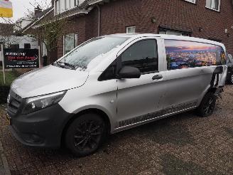 damaged commercial vehicles Mercedes Vito 114 CDi Lang Automaat 2022/7