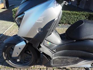 Yamaha Xmax 300 ABS picture 8