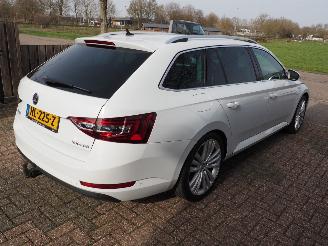 Skoda Superb 1.8 tsi style bns picture 4