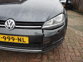 Volkswagen Golf 1.4 TSI Connected Serie DSG picture 10