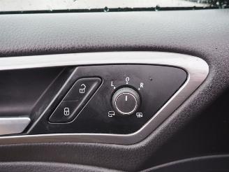 Volkswagen Golf 1.4 TSI Connected Serie DSG picture 27