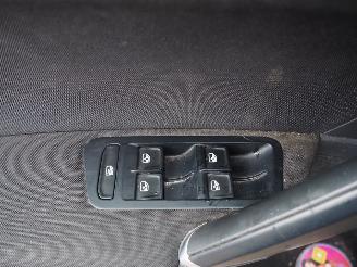 Volkswagen Golf 1.4 TSI Connected Serie DSG picture 28