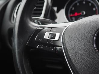 Volkswagen Golf 1.4 TSI Connected Serie DSG picture 18