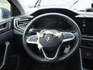 Volkswagen Polo 1.0 TSI Life DSG picture 18