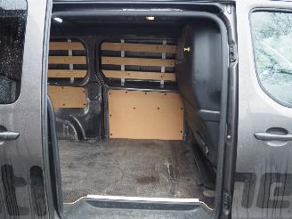 Citroën Jumpy 2.0 BlueHdi 120 Business Dark Edition picture 11