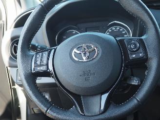 Toyota Yaris 1.5 hybrid design sport picture 16