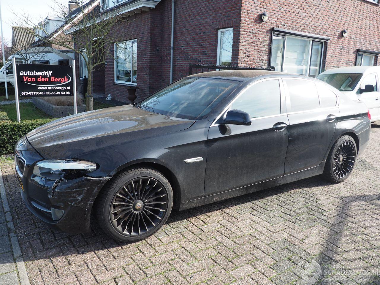 BMW 5-serie 528i High Executive