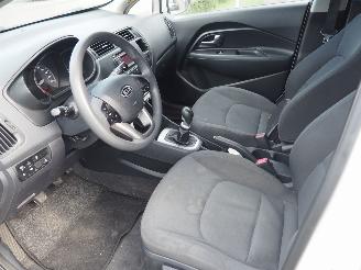 Kia Rio 1.1 CRdi Plus Pack picture 19