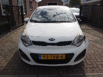 Kia Rio 1.1 CRdi Plus Pack picture 2