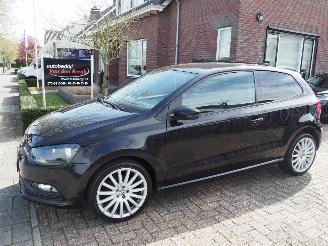 krockskadad bil auto Volkswagen Polo 1.0 2014/6