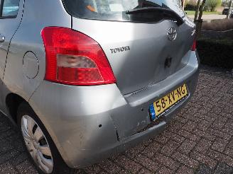 Toyota Yaris 1.3 VVTI Sol MMT Automaat picture 11