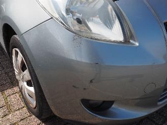 Toyota Yaris 1.3 VVTI Sol MMT Automaat picture 8