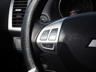 Mitsubishi Outlander 2.0 Intro Edition picture 16