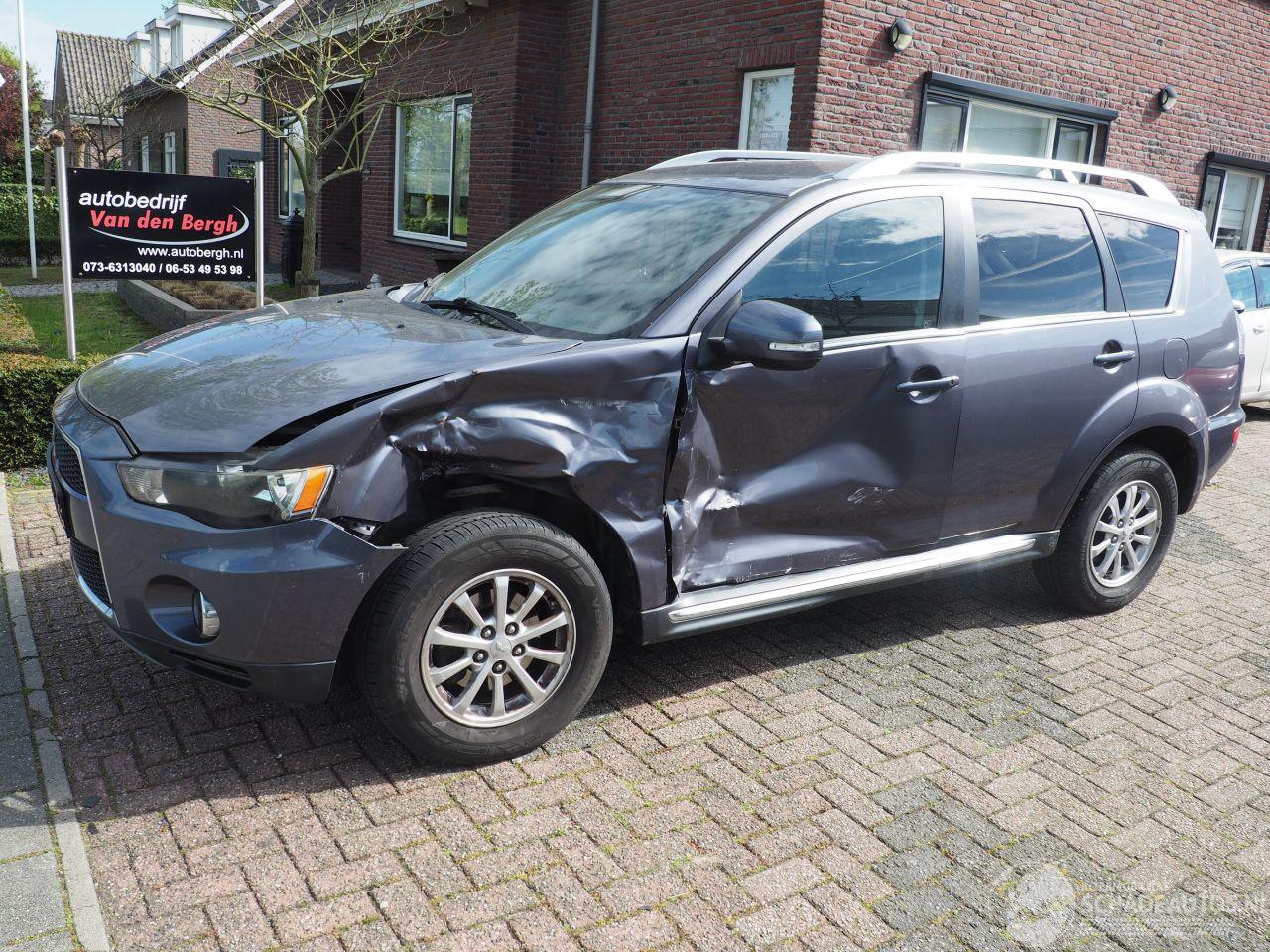 Mitsubishi Outlander 2.0 Intro Edition