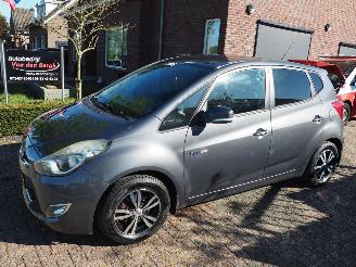 Unfallwagen Hyundai Ix20 1.4i I-Motion 2011/3