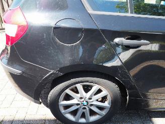 BMW 1-serie 116i picture 9