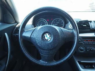 BMW 1-serie 116i picture 11