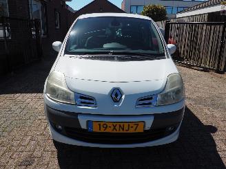 Renault Modus 1.6-16V Night&Day Automaat picture 2