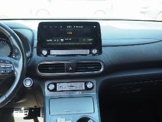 Hyundai Kona EV Limited 64KWH picture 20