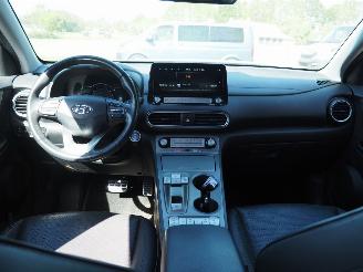 Hyundai Kona EV Limited 64KWH picture 16