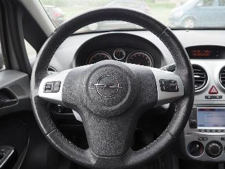 Opel Corsa 1.4 16v Cosmo picture 10
