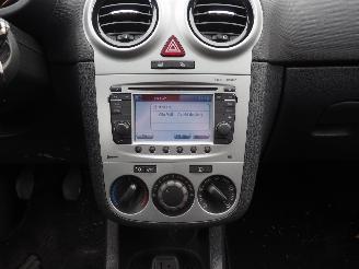 Opel Corsa 1.4 16v Cosmo picture 14