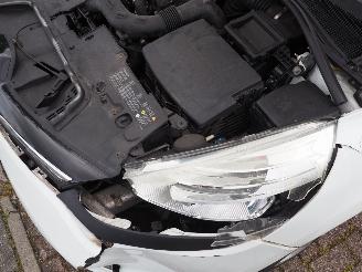Renault Clio 0.9 Tce Expression picture 13