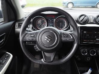 Suzuki Swift 1.2 Stijl Smart Hybrid picture 18
