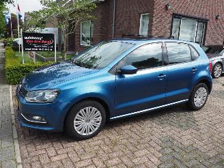 krockskadad bil auto Volkswagen Polo 1.2 Tsi Comfortline 2015/11