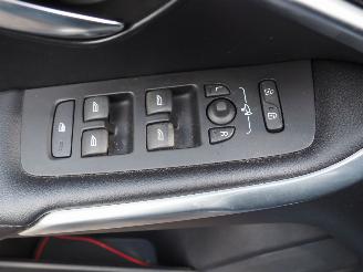 Volvo V-40 2.0 D4 Summum Business picture 26