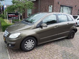 skadebil auto Mercedes B-klasse 160 Business Class 2009/7