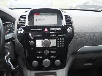 Opel Zafira 1.8 Cosmo 7 Persoons picture 19