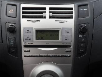 Toyota Yaris 1.3 VVTi Sol picture 23