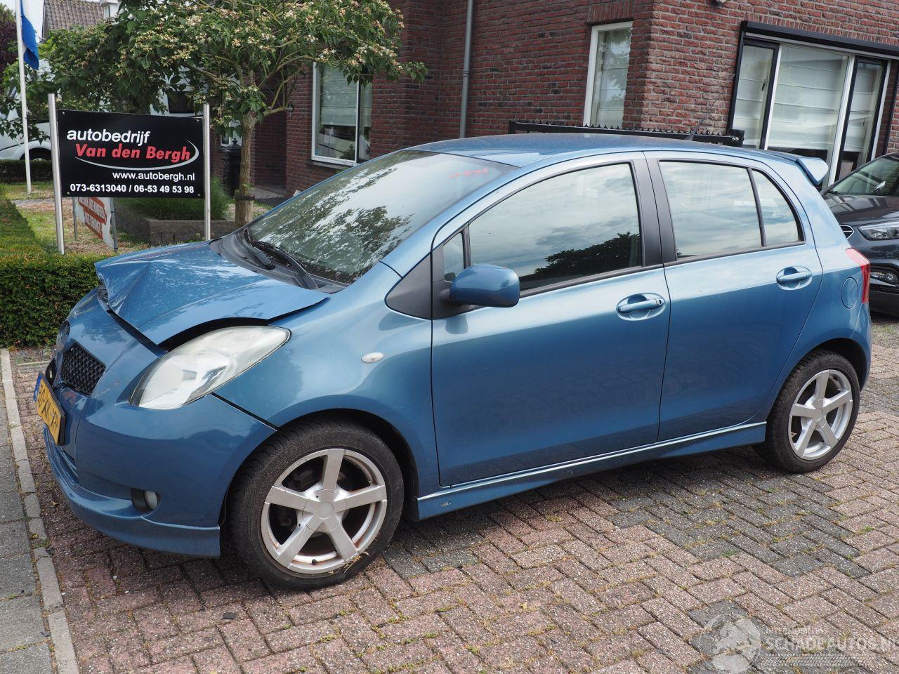 Toyota Yaris 1.3 VVTi Sol