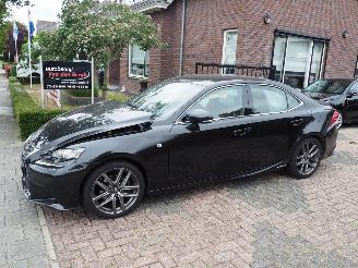 krockskadad bil auto Lexus IS 300H F Sport Line 2015/11