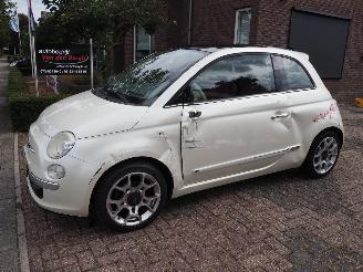 Schadeauto Fiat 500 1.2 Lounge Automaat 2011/1
