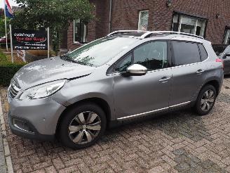 Schadeauto Peugeot 2008 1.6 VTi Allure Automaat 2015/1